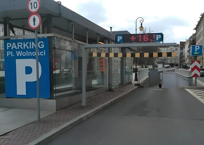 Lägenhet Luxury Art Centrum Plac Wolnosci *